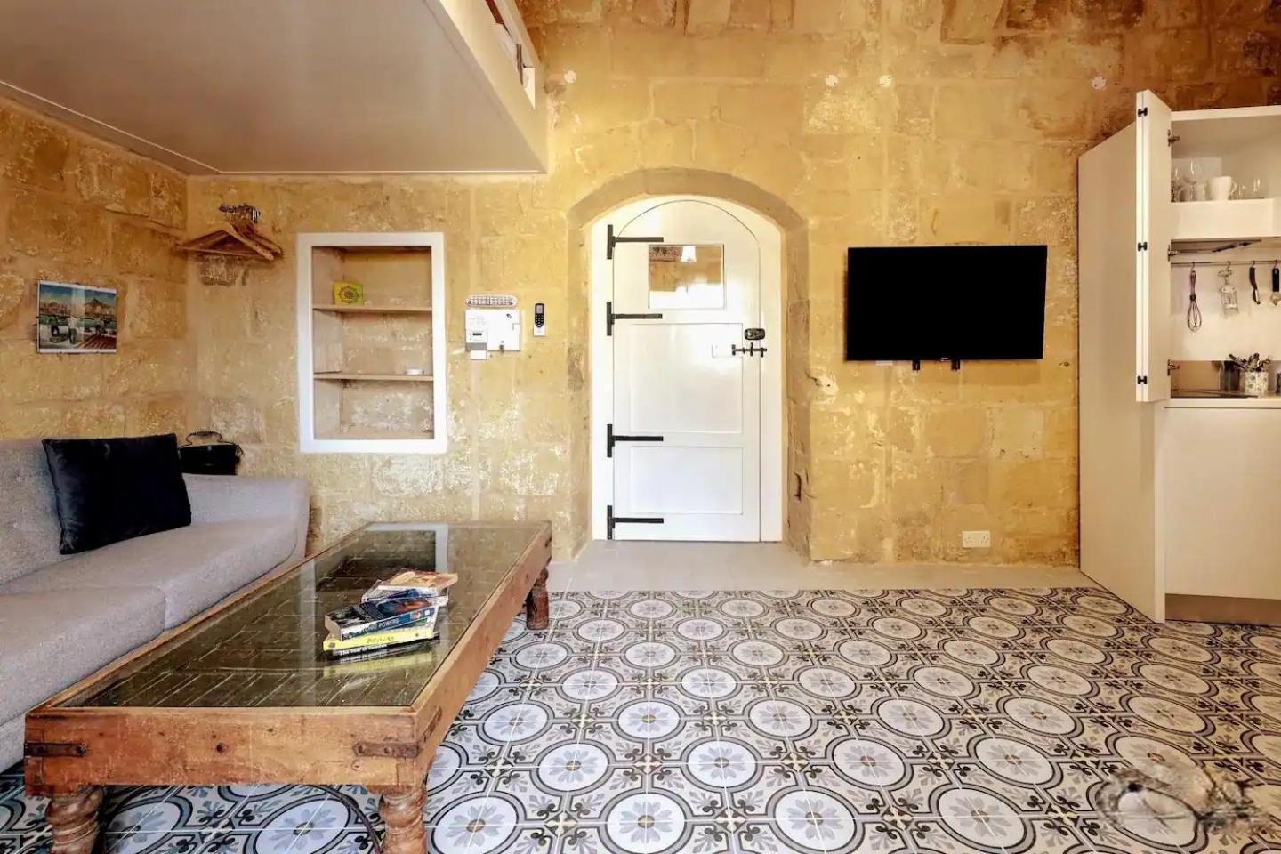 Historic Hideaways - 900 Year Old Converted Studios 빅토리아 외부 사진