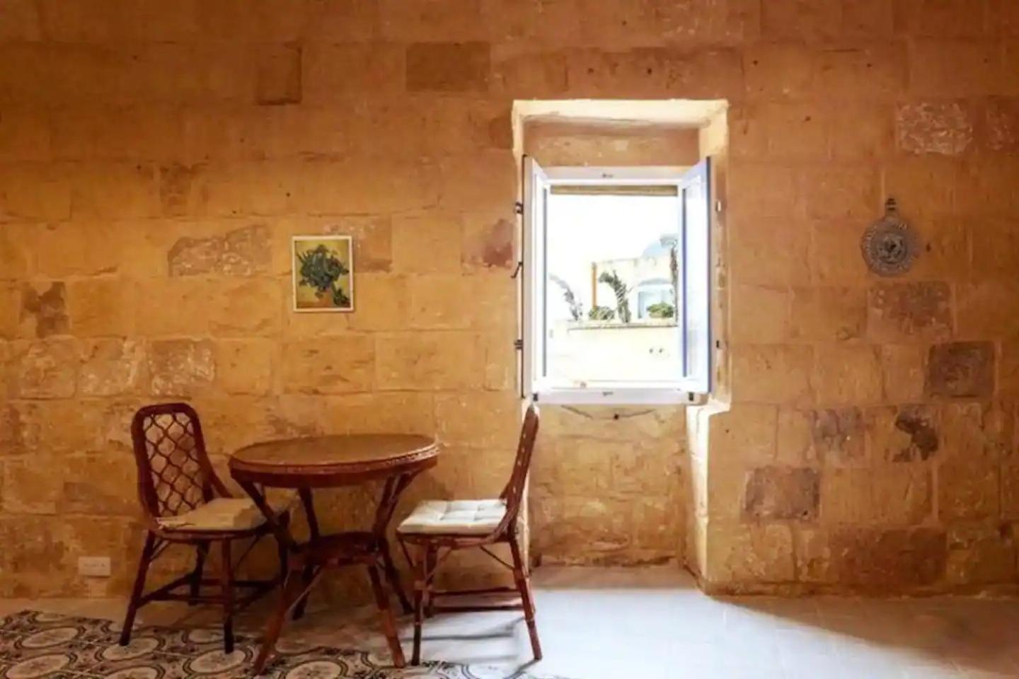 Historic Hideaways - 900 Year Old Converted Studios 빅토리아 외부 사진