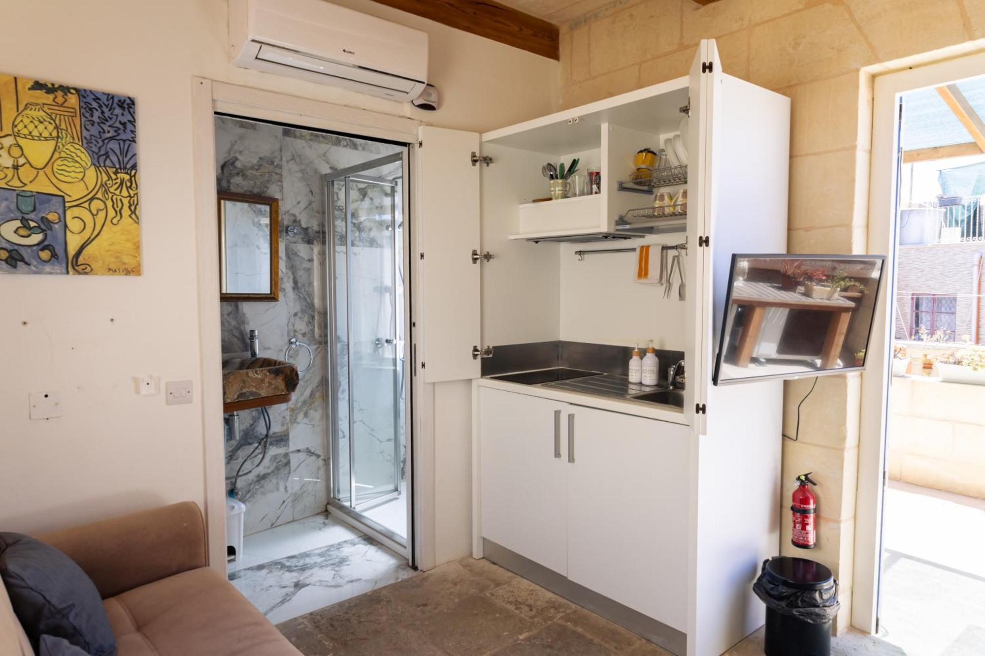 Historic Hideaways - 900 Year Old Converted Studios 빅토리아 외부 사진